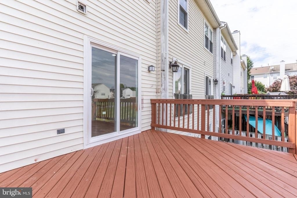 5601 Ashburn Terrace - Photo 21