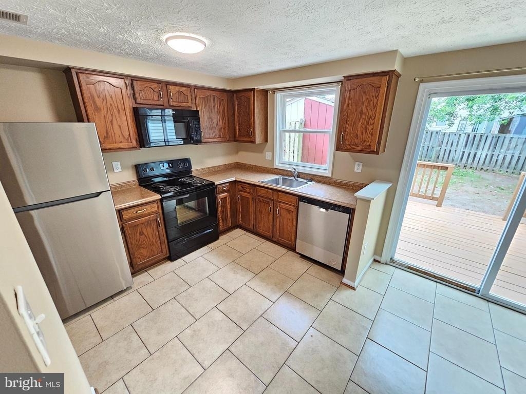 509 Beebe Court - Photo 12