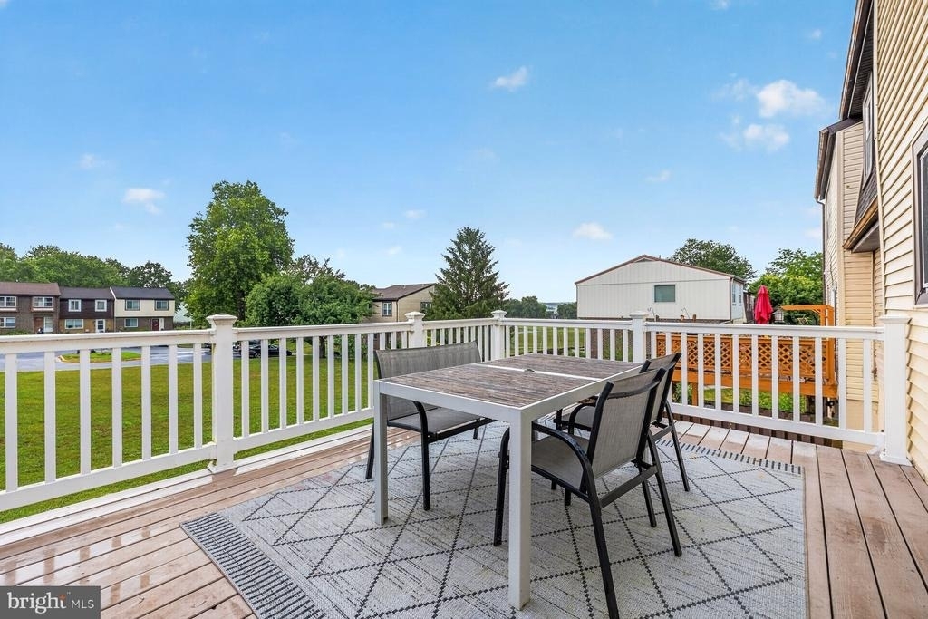 8808 Eureka Lane - Photo 9