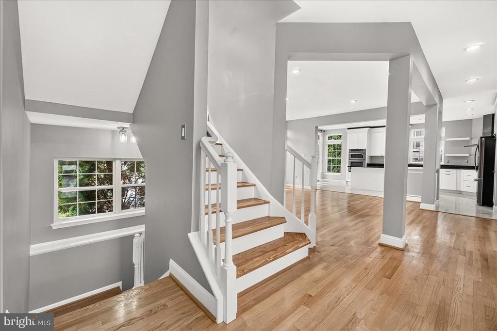 6455 Saddlebrook Lane - Photo 25