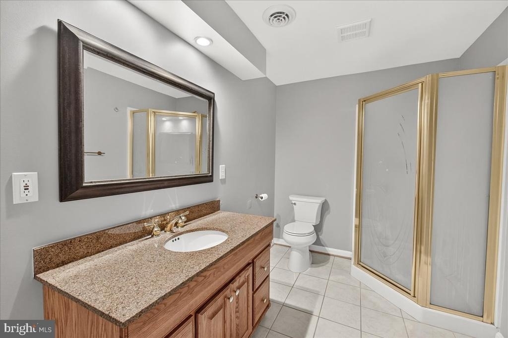 6455 Saddlebrook Lane - Photo 44
