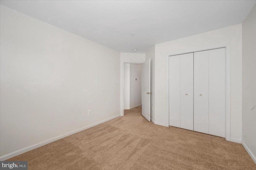 4946 Whitney Terrace - Photo 12
