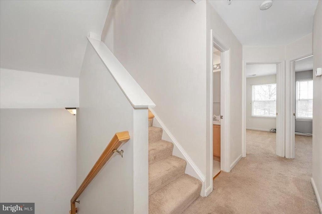 4946 Whitney Terrace - Photo 8