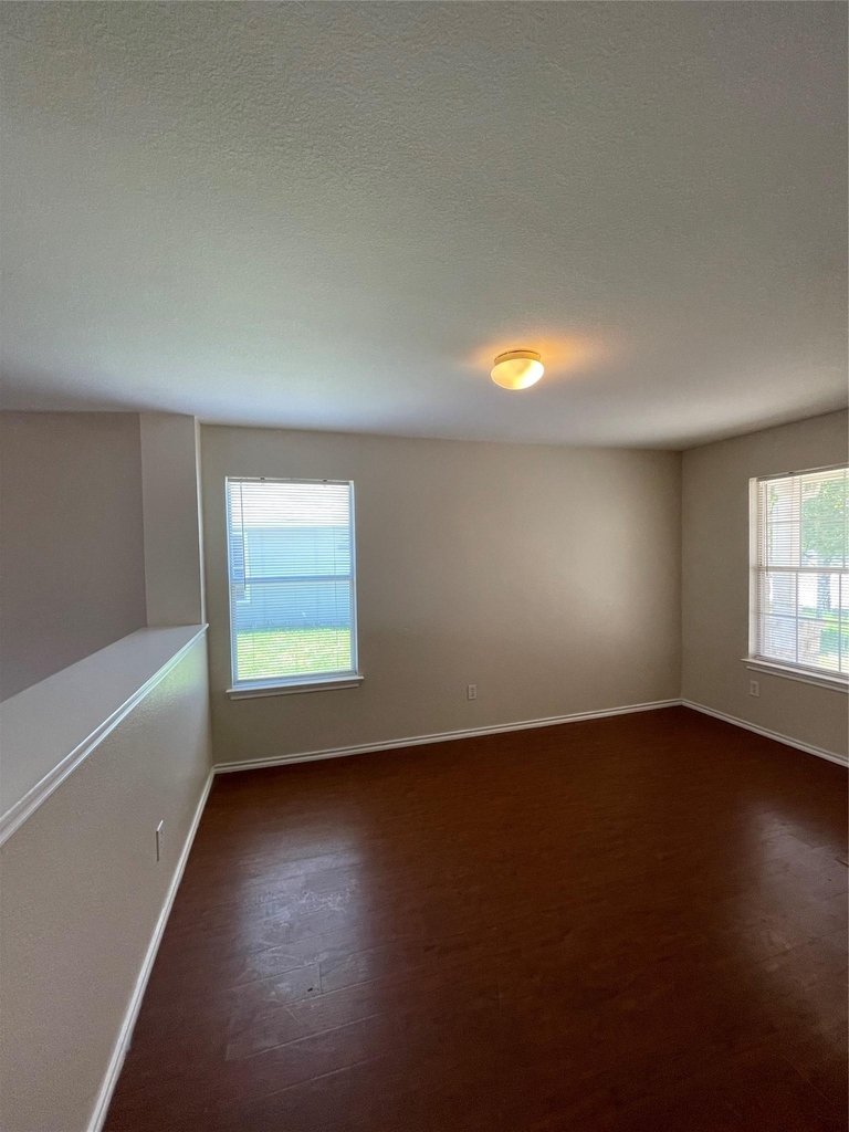 11816 Plains Valley Dr - Photo 4