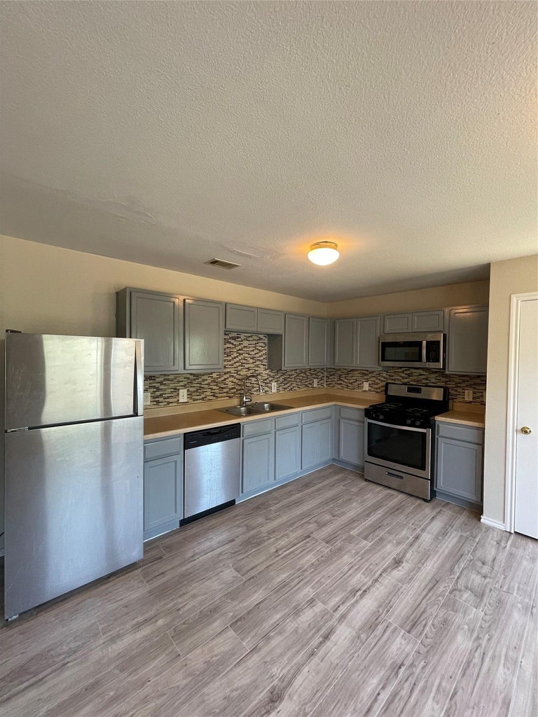 11816 Plains Valley Dr - Photo 11
