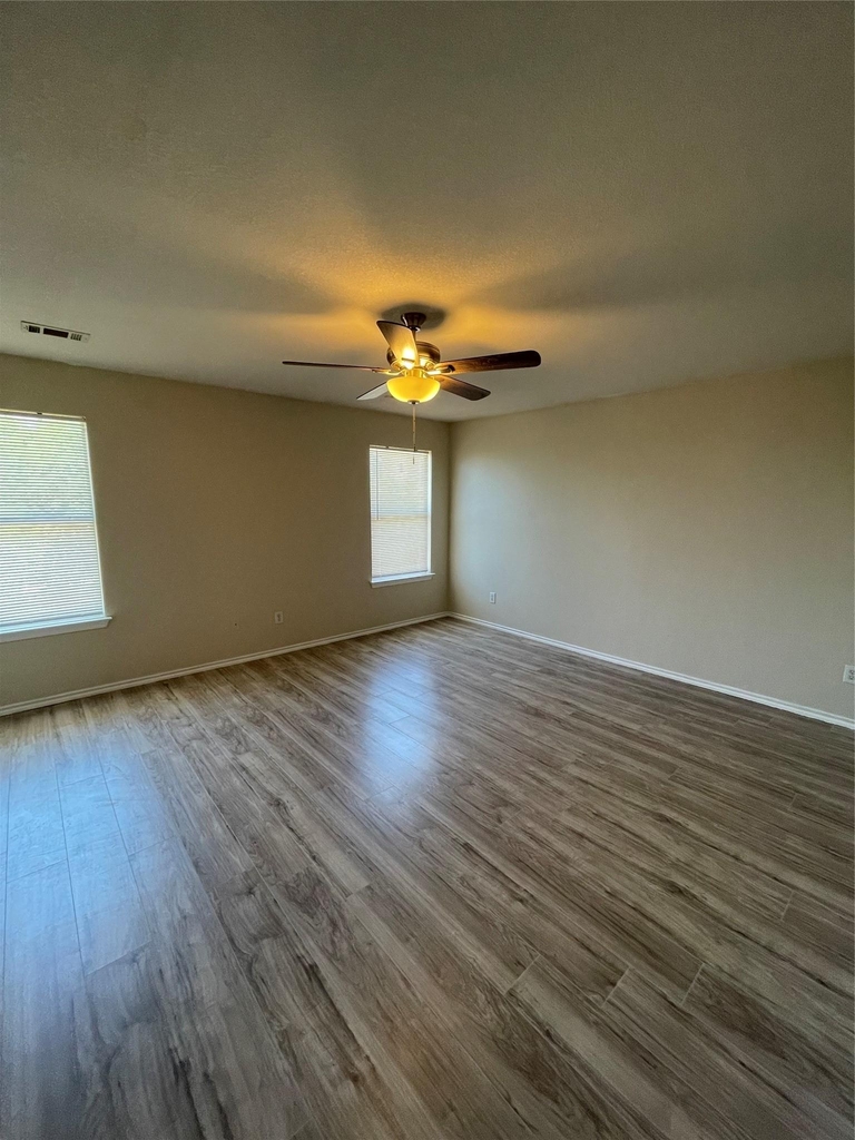 11816 Plains Valley Dr - Photo 3