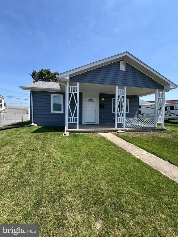 1325 Fuselage Avenue - Photo 0