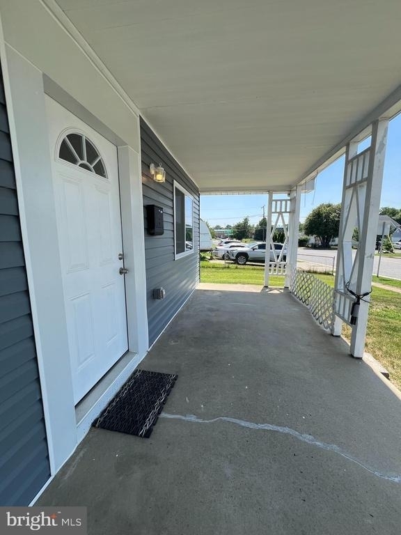 1325 Fuselage Avenue - Photo 2