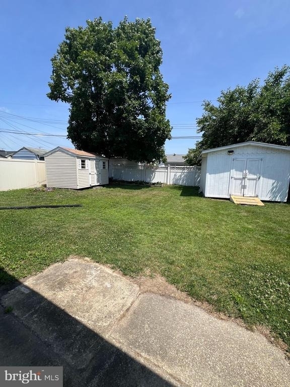 1325 Fuselage Avenue - Photo 12