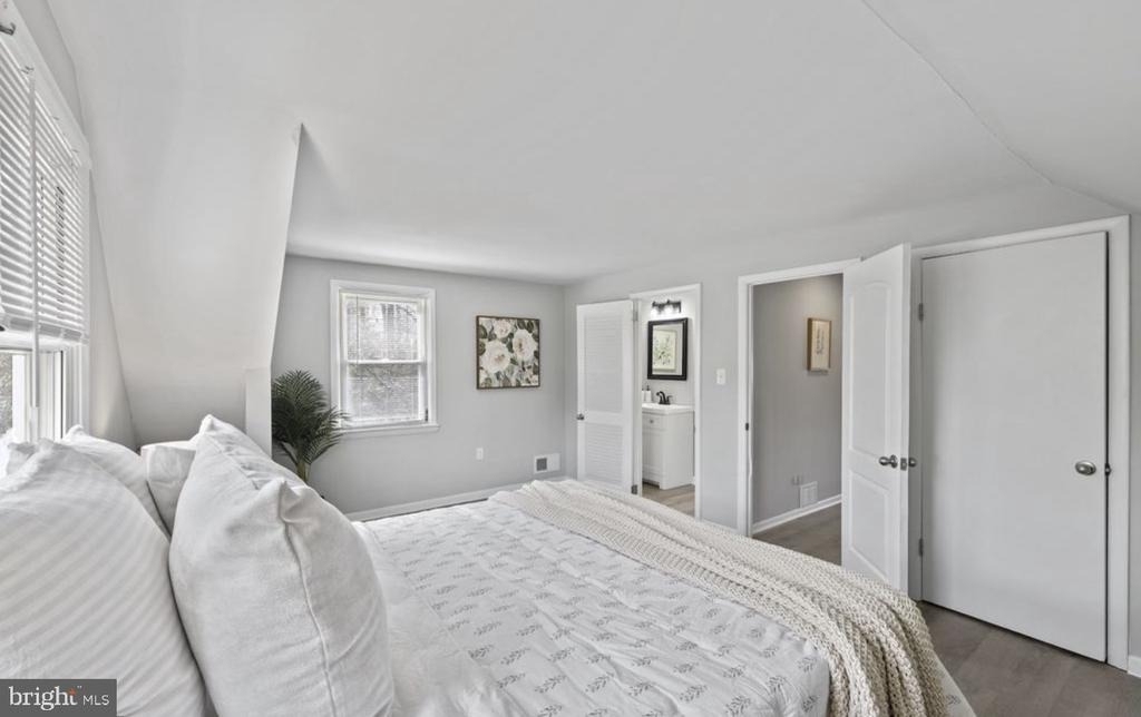 243 Highmeadow Road - Photo 25