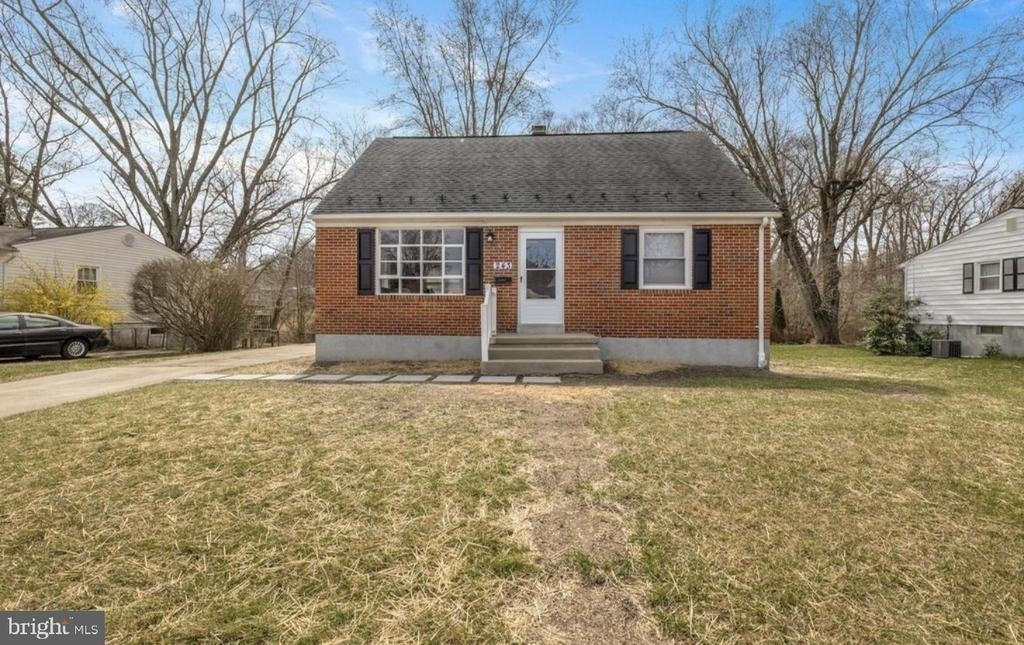 243 Highmeadow Road - Photo 0