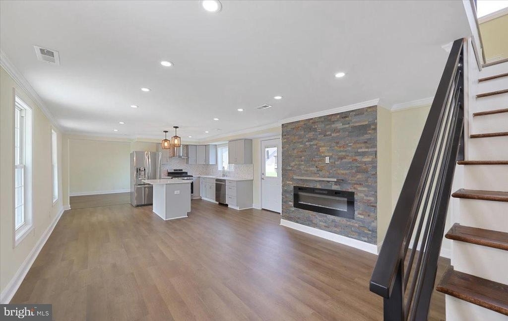 3524 Meadowside - Photo 0