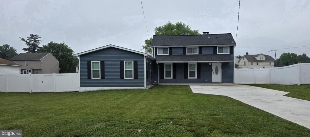 3524 Meadowside - Photo 1