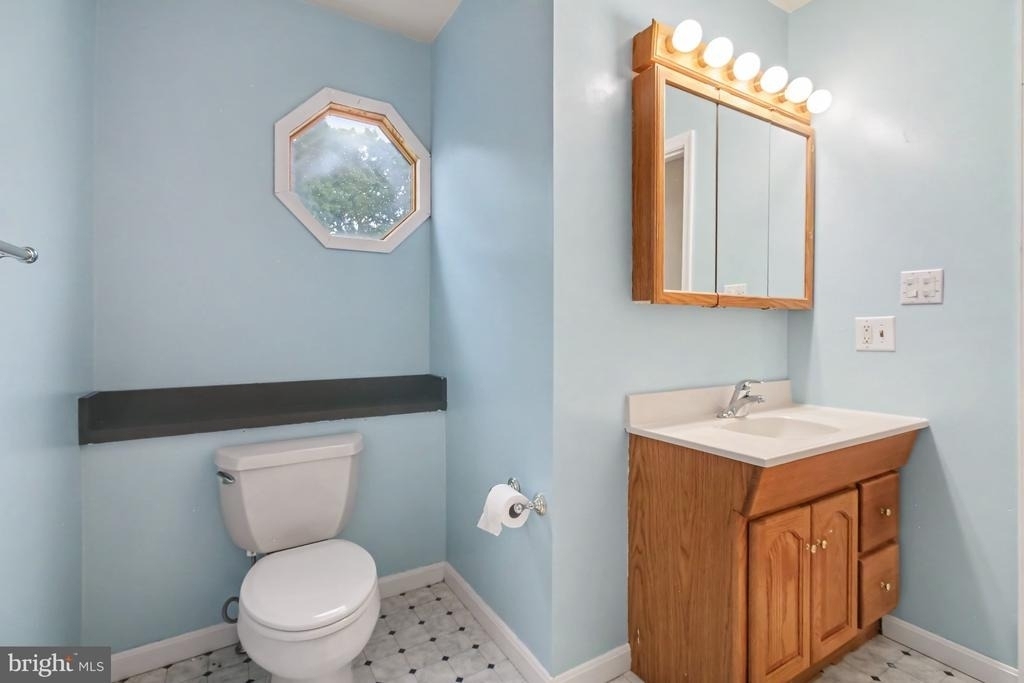 1702 Oakfield Avenue - Photo 10