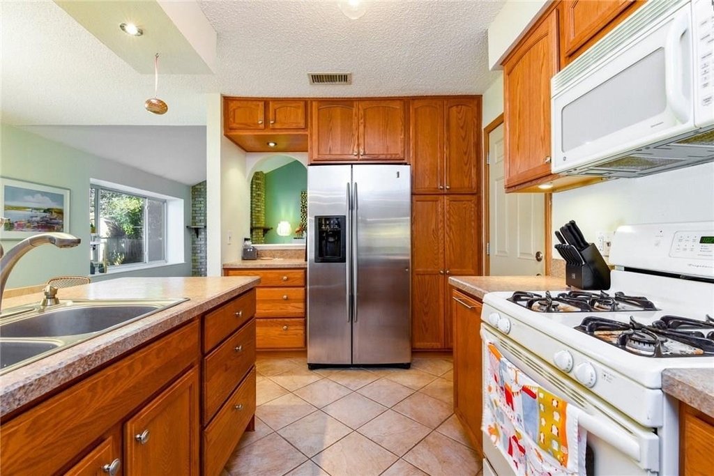 12916 Pegasus St - Photo 13