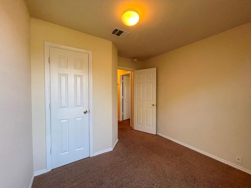 251 Utterback - Photo 19