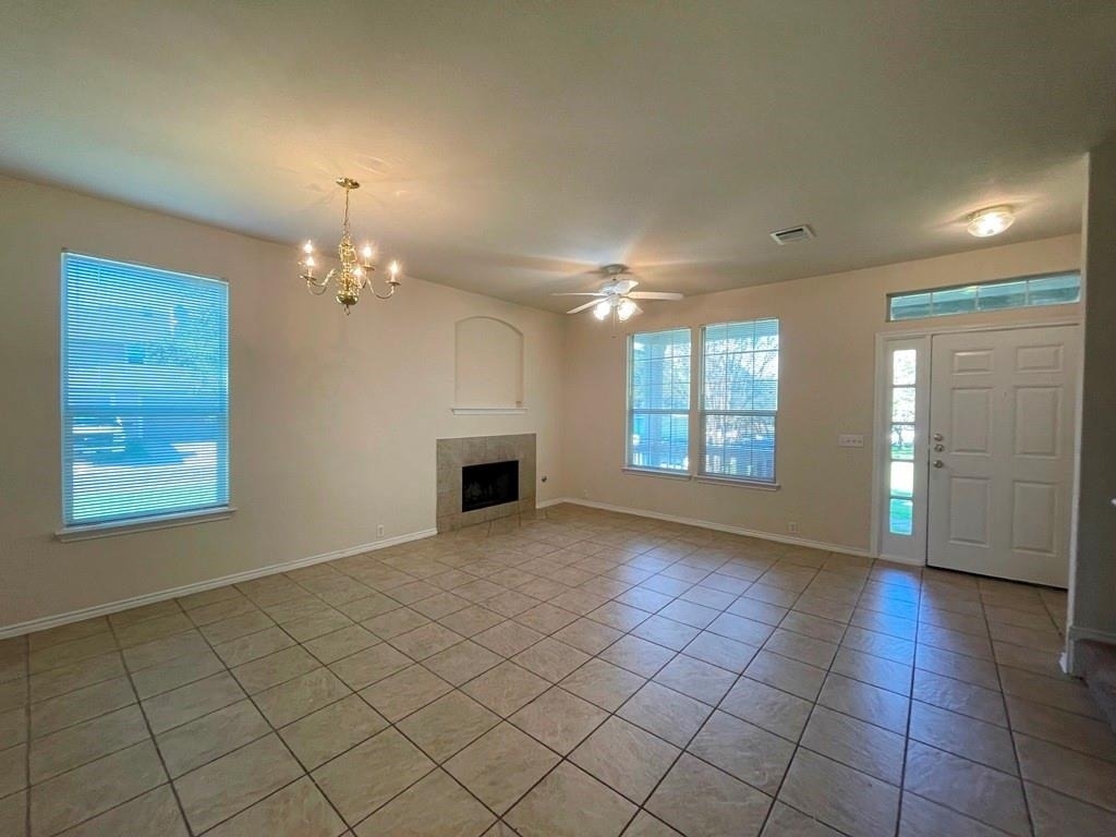 251 Utterback - Photo 5