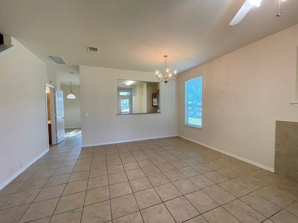 251 Utterback - Photo 6