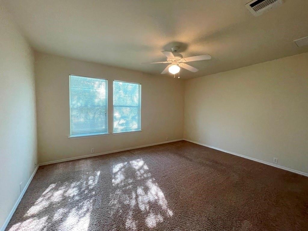 251 Utterback - Photo 14