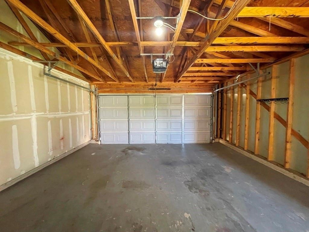 251 Utterback - Photo 25