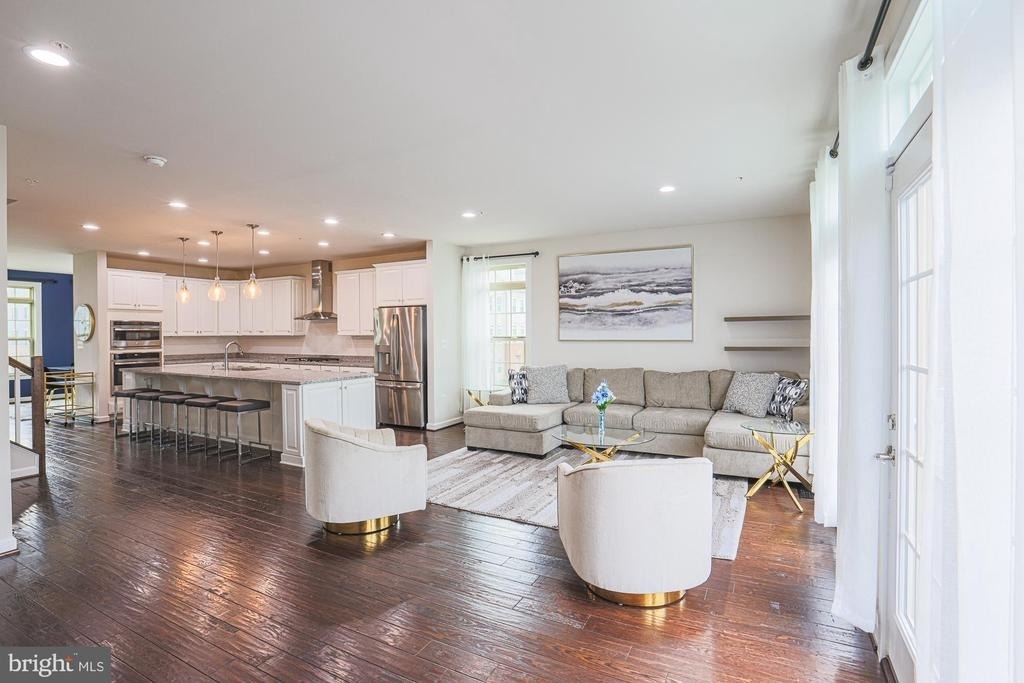 603 Iron Way - Photo 7