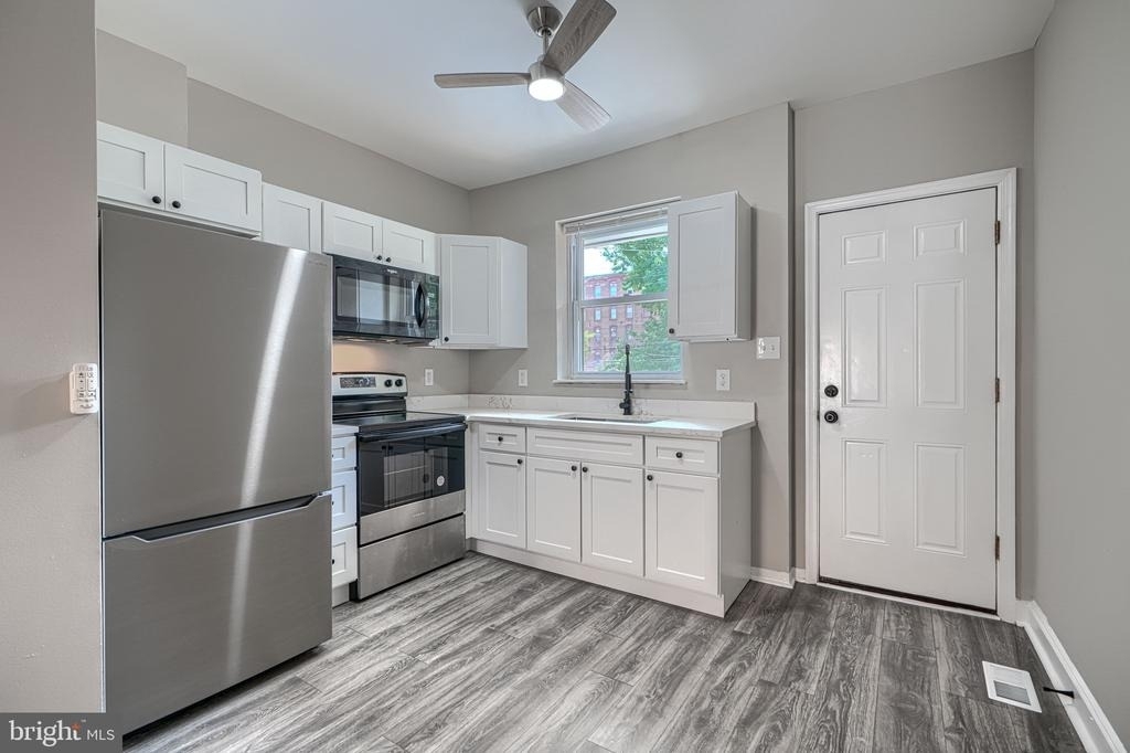 616 S Lehigh Street - Photo 8