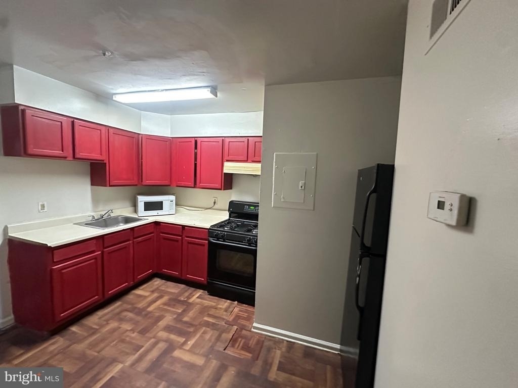 911 Harlem Avenue - Photo 14
