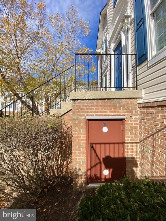 8704 Aspen Grove Court - Photo 2