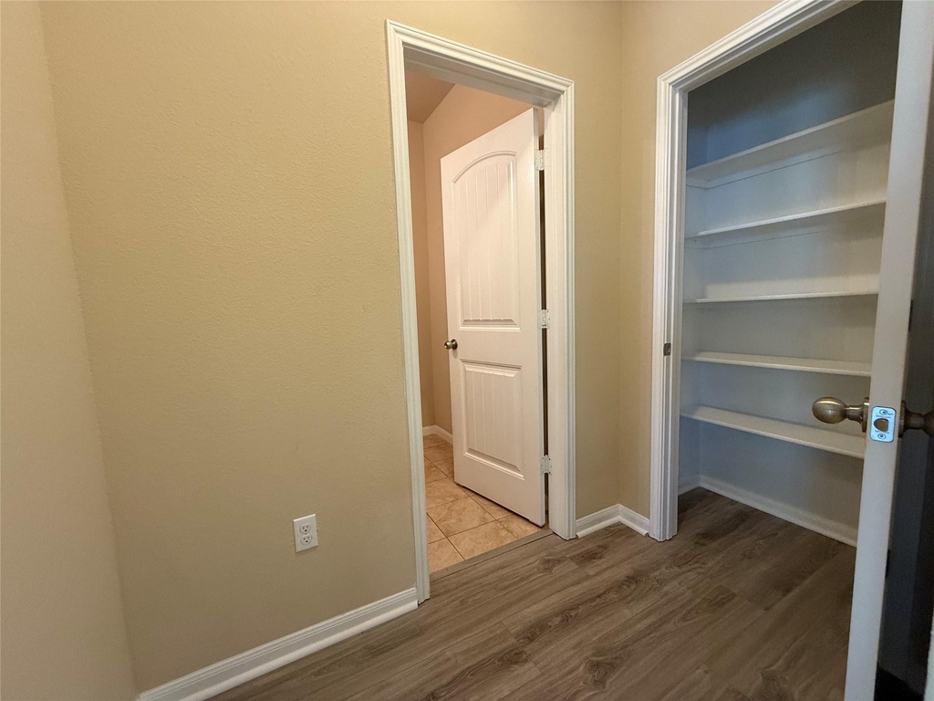 503 Libani Ln - Photo 5
