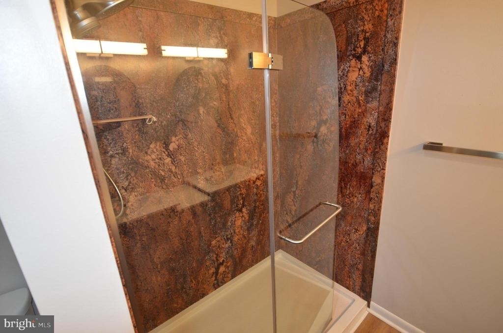 903 Houston Drive - Photo 16