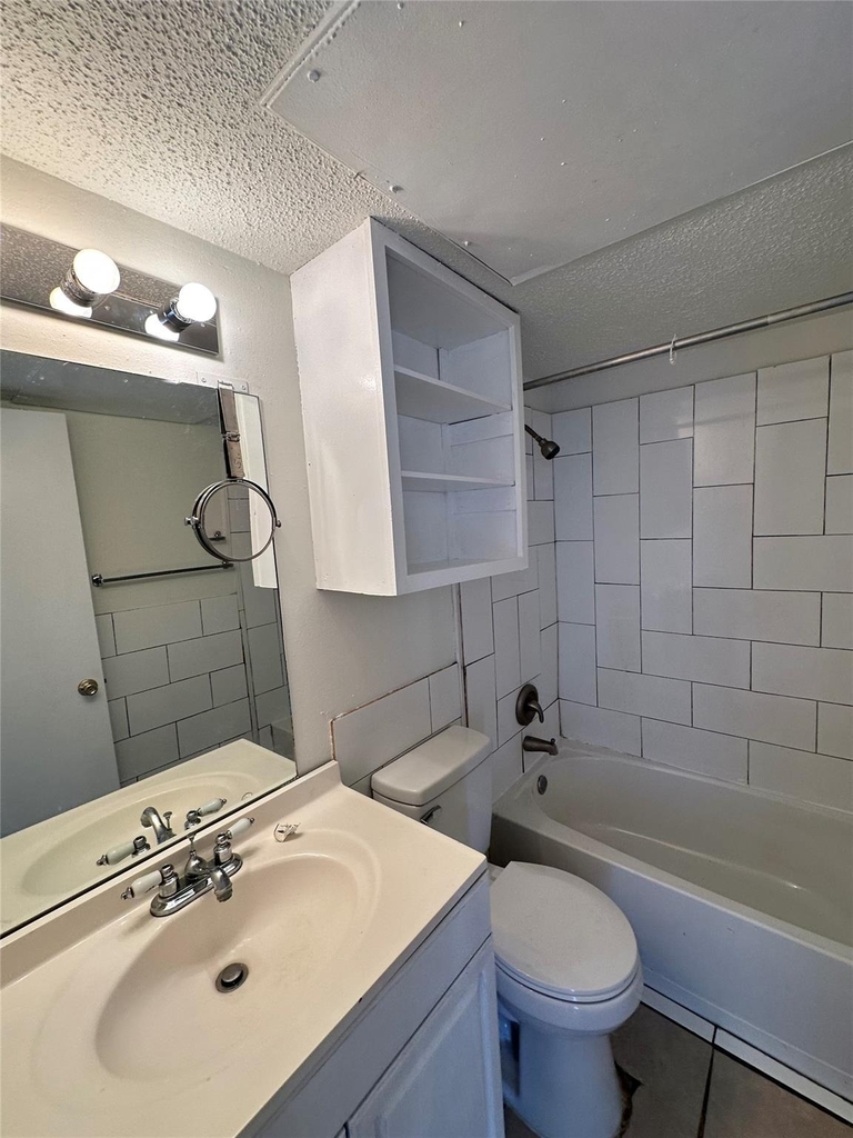 4322 Gillis St - Photo 10