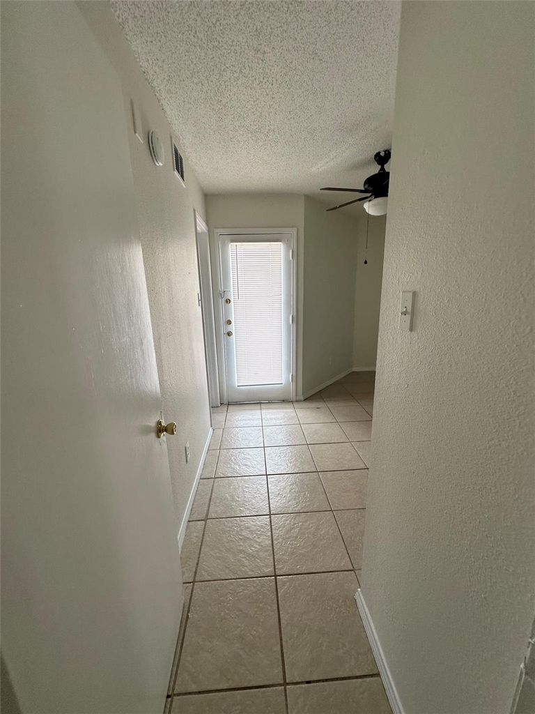4322 Gillis St - Photo 7