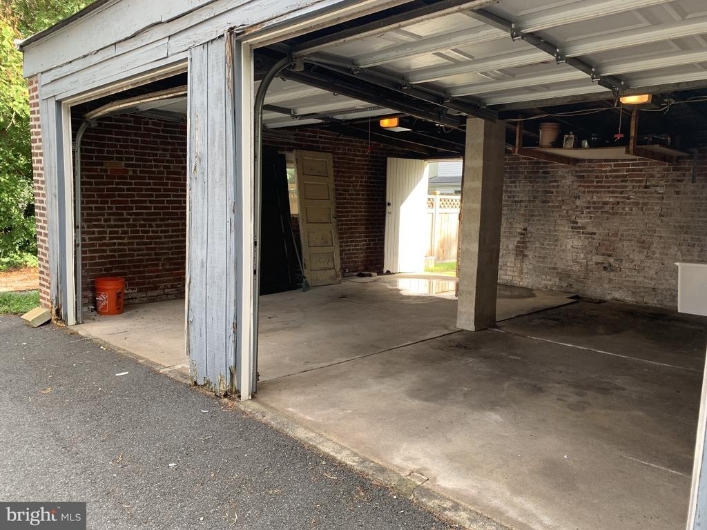 2413 W 16th Street - Photo 29