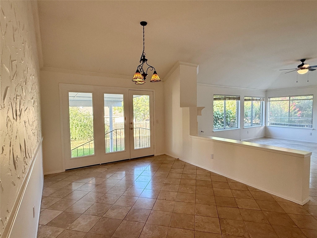 6106 Skahan Ln - Photo 12