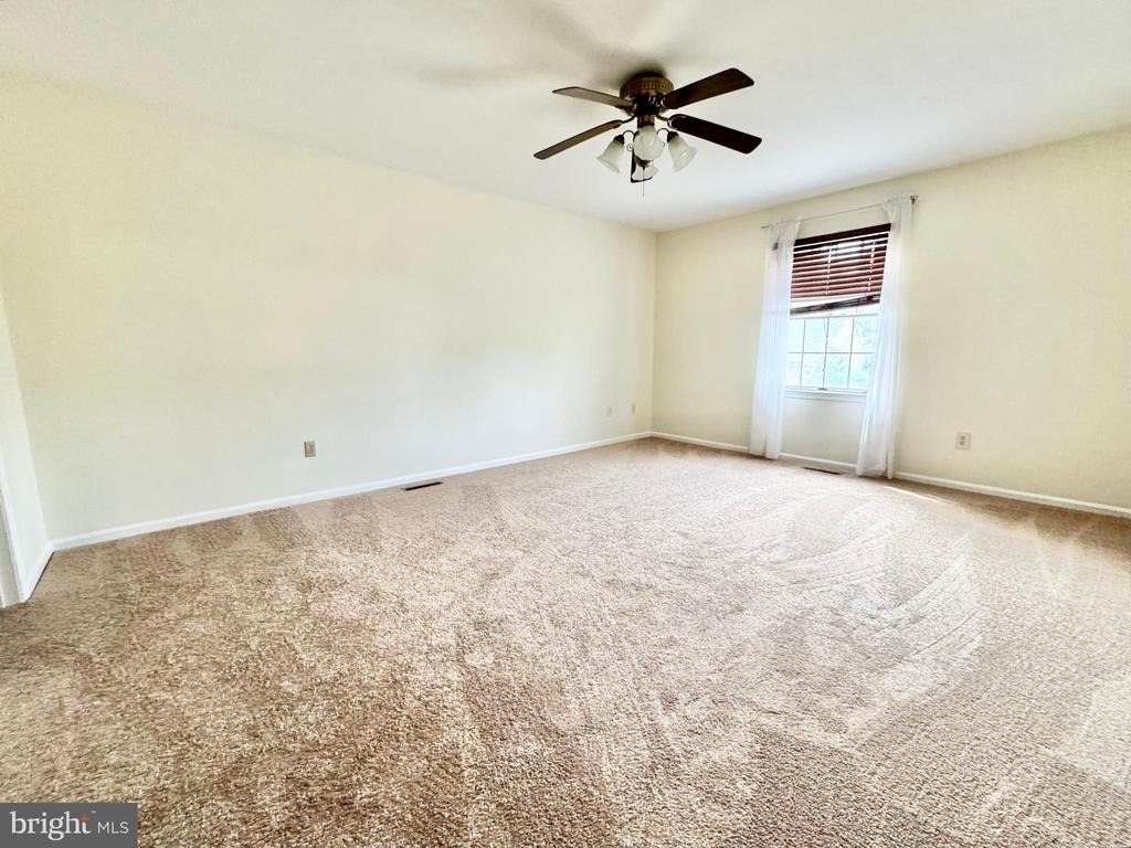501 Falcon Drive - Photo 16