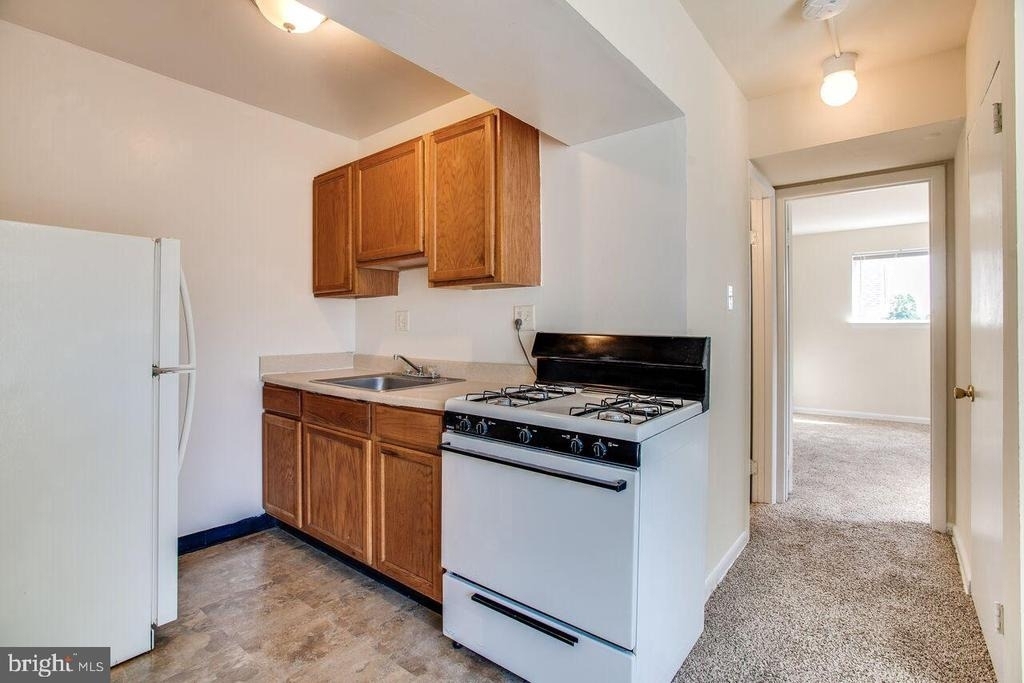 5124 Astor Place Se - Photo 1