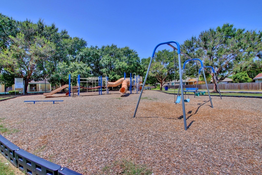16402 Malden Dr - Photo 36