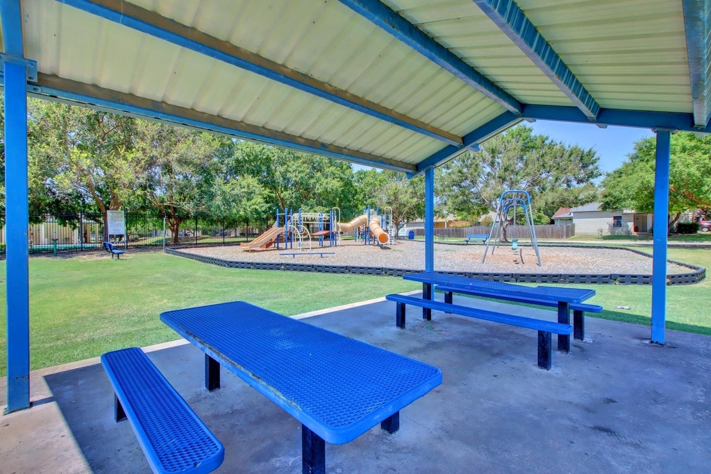 16402 Malden Dr - Photo 30