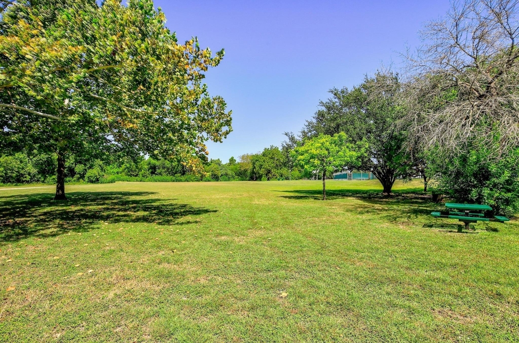 16402 Malden Dr - Photo 34