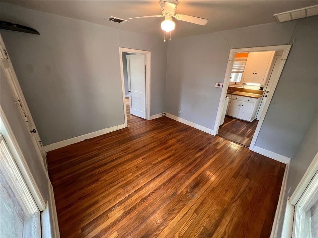 4902 Caswell Ave - Photo 1