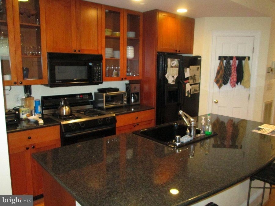 1529 Q Street Nw - Photo 6