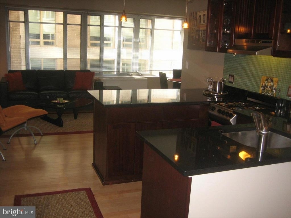 1711 Massachusetts Avenue Nw - Photo 3