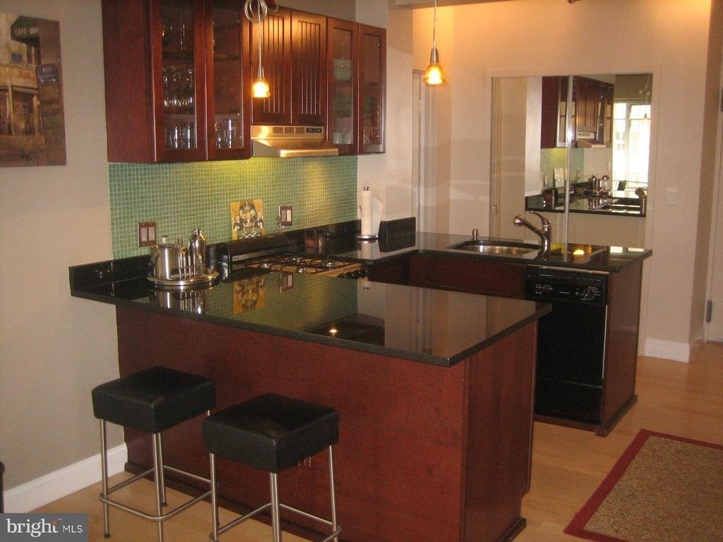 1711 Massachusetts Avenue Nw - Photo 5