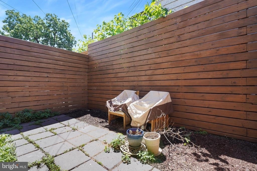 405 Constitution Avenue Ne - Photo 9