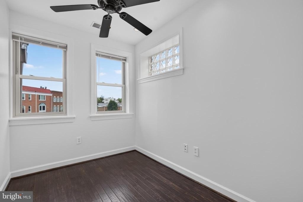 1810 Florida Avenue Nw - Photo 4