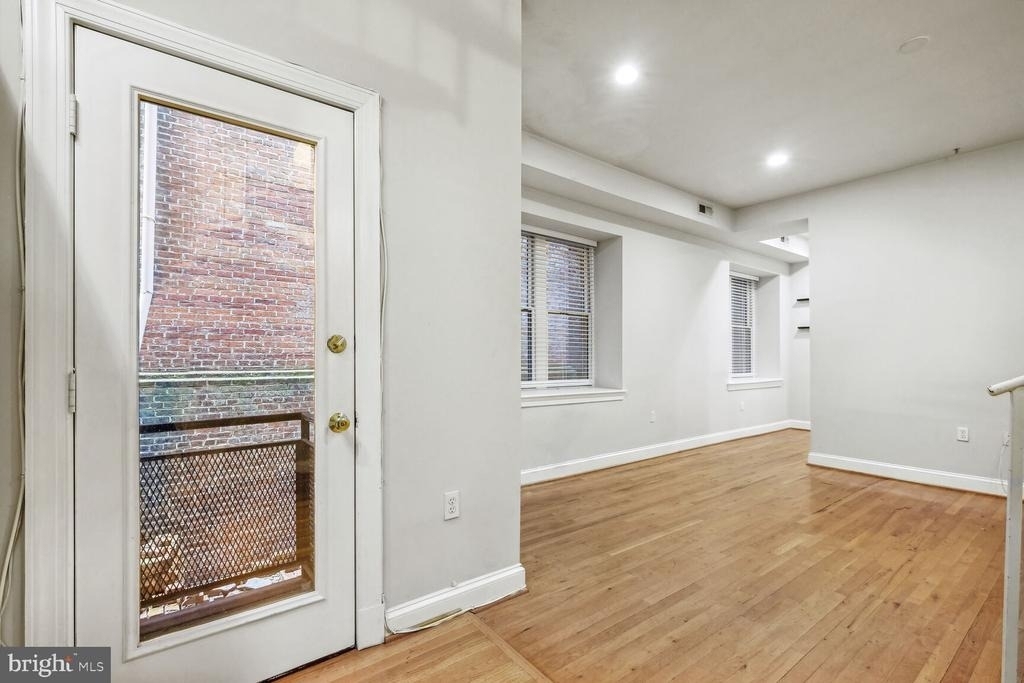 1417 Chapin Street Nw - Photo 6