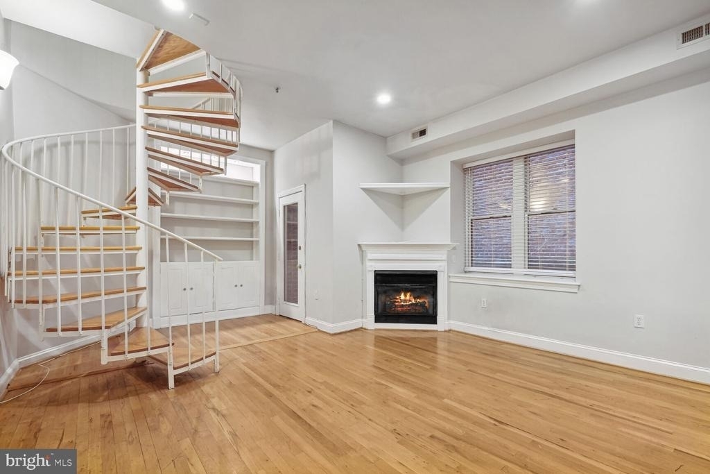 1417 Chapin Street Nw - Photo 2