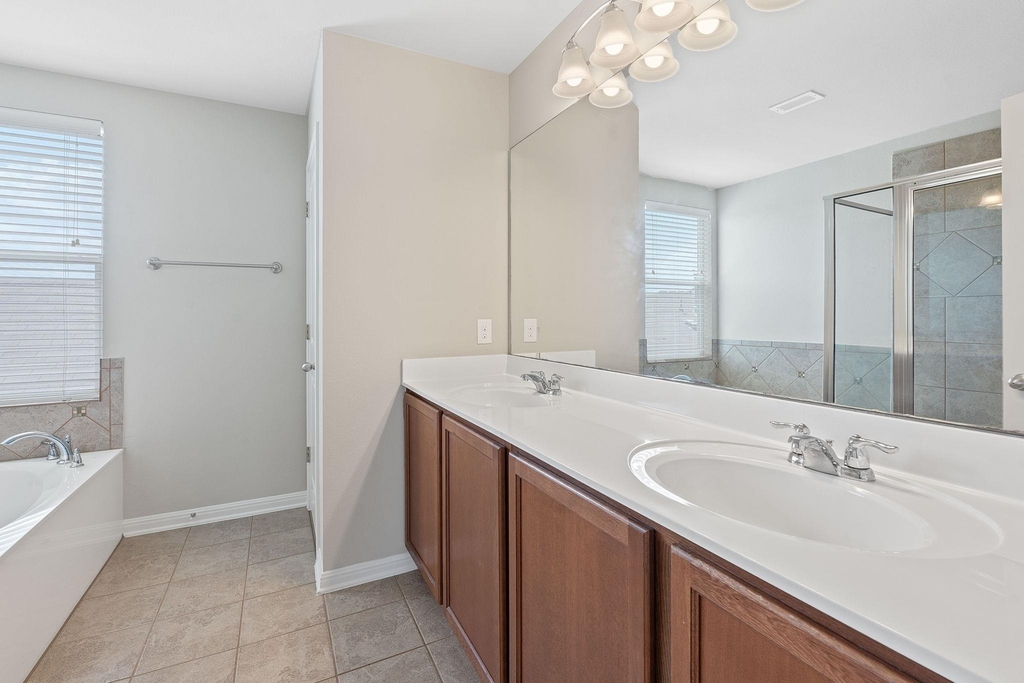216 Greene Dr - Photo 11