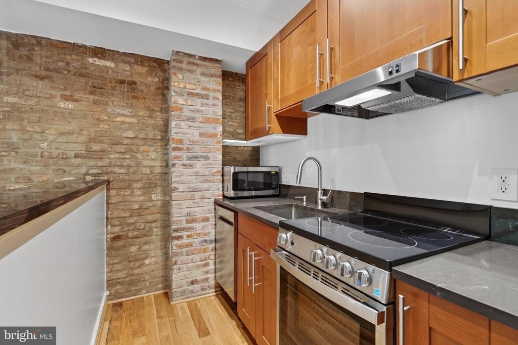 1810 Florida Avenue Nw - Photo 9