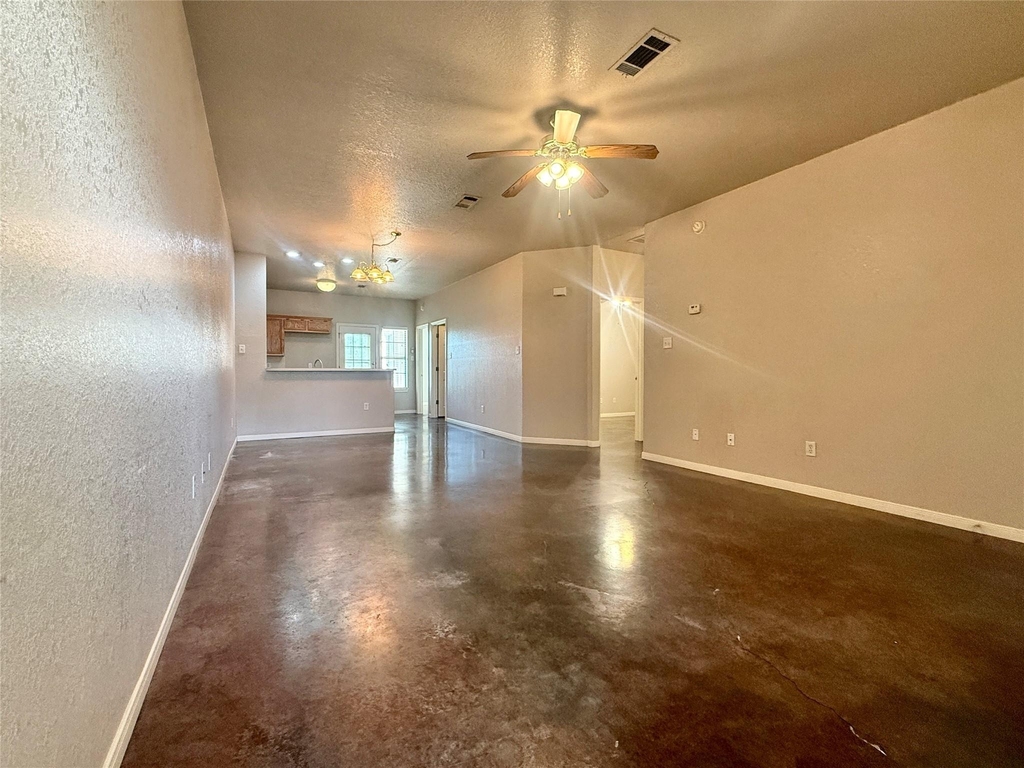 1406 Bergin Ct - Photo 4